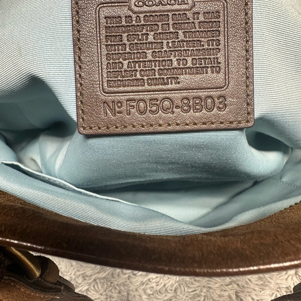 Coach Hampton Gallery Brown Suede Tote and Pouch - Picture 11 of 16